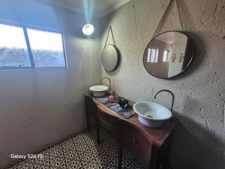 Commercial Property for Sale in Olifantsnek North West